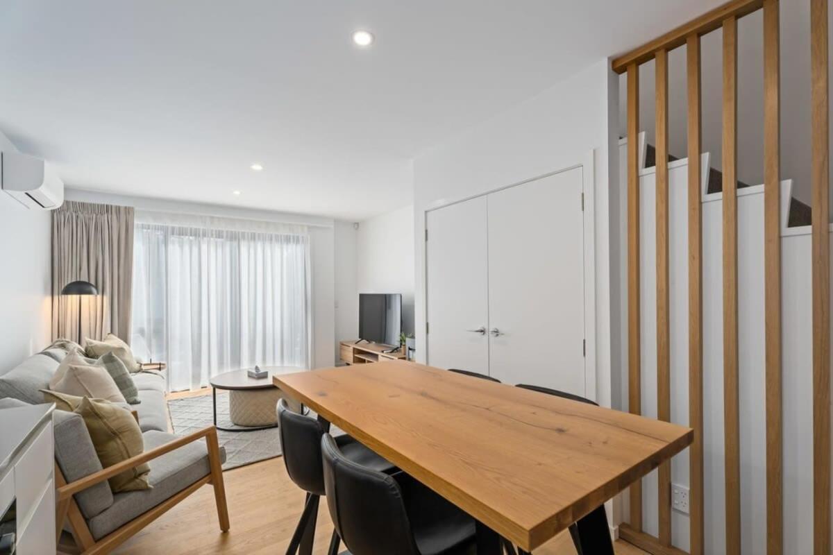 Alps And Lake Retreat Wanaka Albert Town Exteriér fotografie